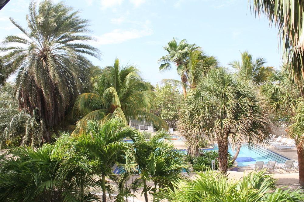 Floris Suite Hotel - Spa & Beach Club - Adults Only Piscadera Bay Экстерьер фото