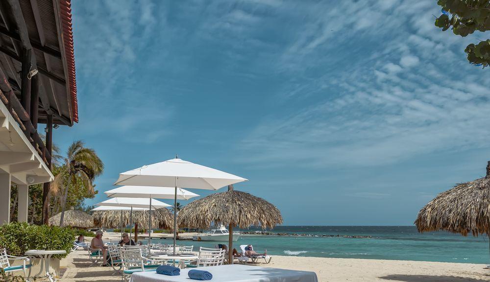 Floris Suite Hotel - Spa & Beach Club - Adults Only Piscadera Bay Экстерьер фото