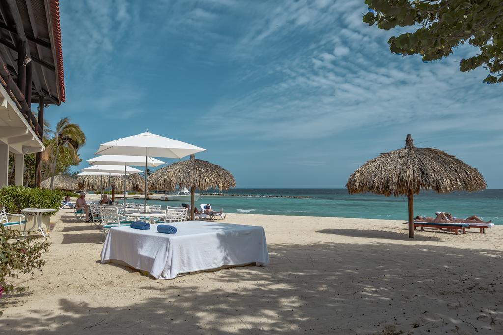 Floris Suite Hotel - Spa & Beach Club - Adults Only Piscadera Bay Экстерьер фото