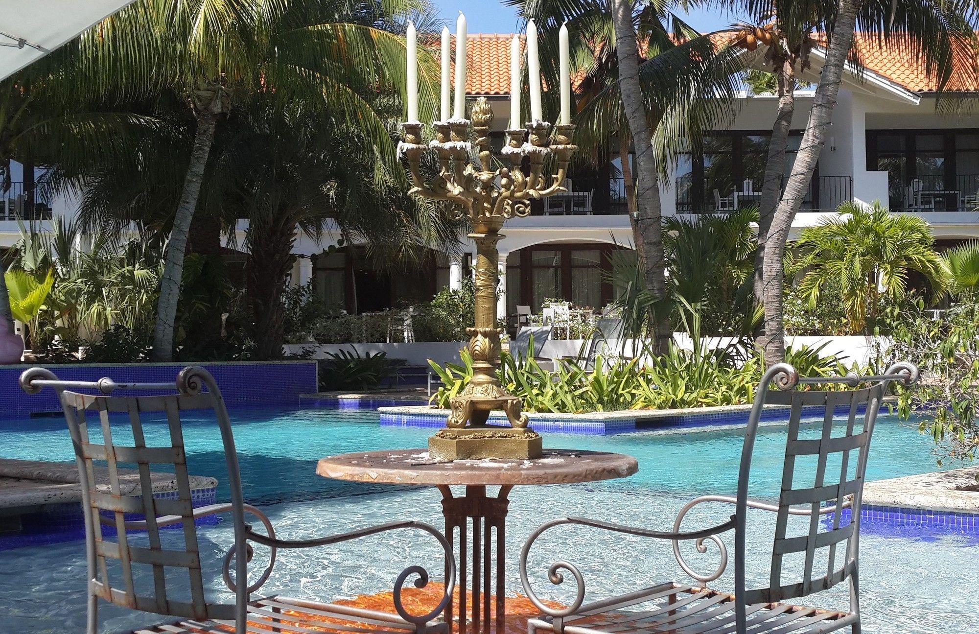 Floris Suite Hotel - Spa & Beach Club - Adults Only Piscadera Bay Экстерьер фото