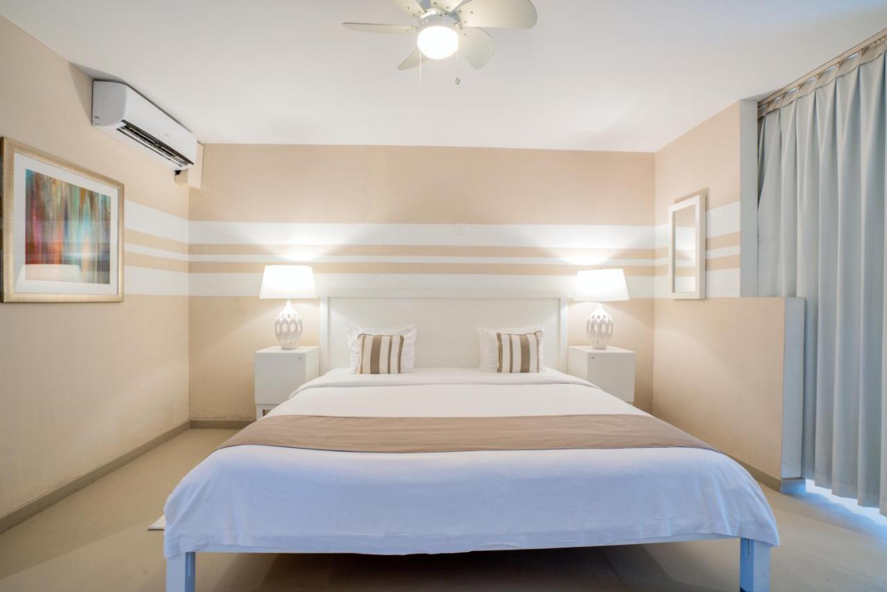 Floris Suite Hotel - Spa & Beach Club - Adults Only Piscadera Bay Экстерьер фото