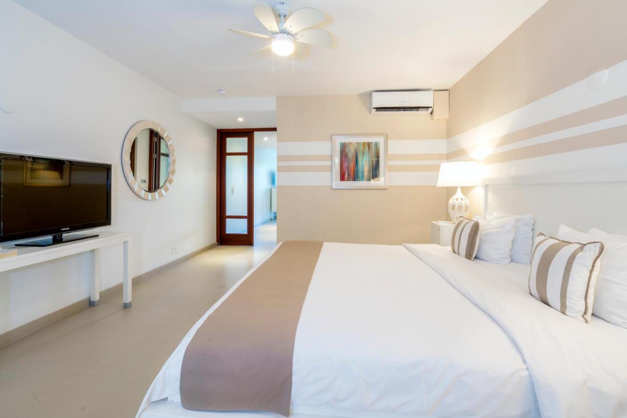 Floris Suite Hotel - Spa & Beach Club - Adults Only Piscadera Bay Экстерьер фото