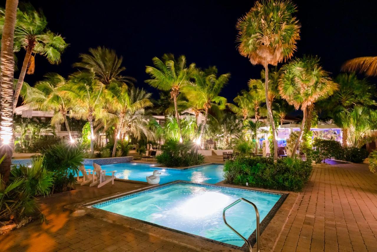 Floris Suite Hotel - Spa & Beach Club - Adults Only Piscadera Bay Экстерьер фото